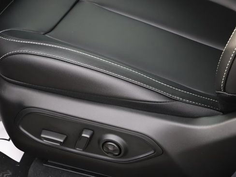 New 2025 Jeep Grand Cherokee Limited image 15