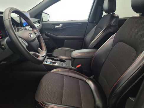 Used 2024 Ford Escape ST-Line image 17
