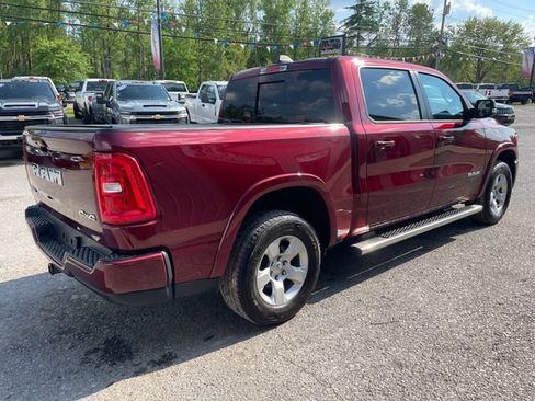 Used 2025 RAM 1500 Big Horn AWD/4WD image 7