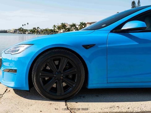 Used 2022 Tesla Model S Plaid image 4