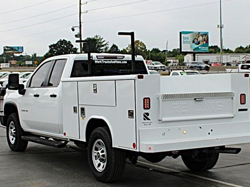 Used 2023 Chevrolet Silverado 3500 W/T w/ WT Convenience Package RWD image 4