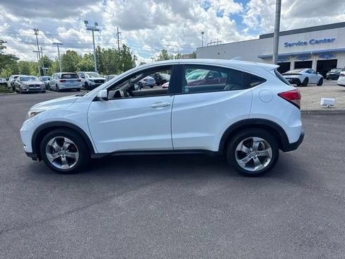 Used 2017 Honda HR-V LX image 14