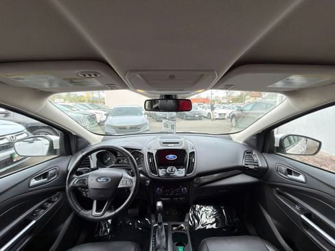 Used 2017 Ford Escape Titanium AWD/4WD image 32