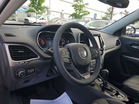 Certified 2022 Jeep Cherokee Limited w/ Elite Package AWD/4WD image 22