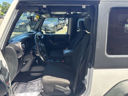 Used 2016 Jeep Wrangler Sport w/ Quick Order Package 24S AWD/4WD image 20