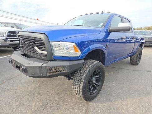 Used 2018 RAM 3500 Laramie w/ Snow Chief Group AWD/4WD image 2