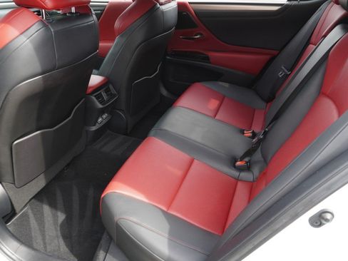 Used 2023 Lexus ES 350 F Sport w/ Accessory Package (Z2) FWD image 29