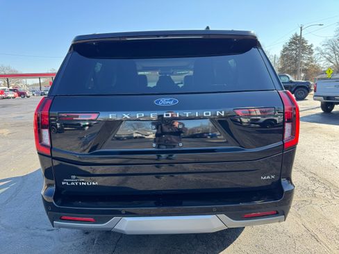 Used 2025 Ford Expedition Max Platinum image 6