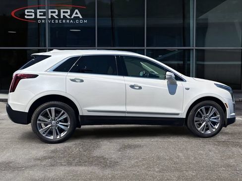 Used 2024 Cadillac XT5 Premium Luxury AWD/4WD image 6