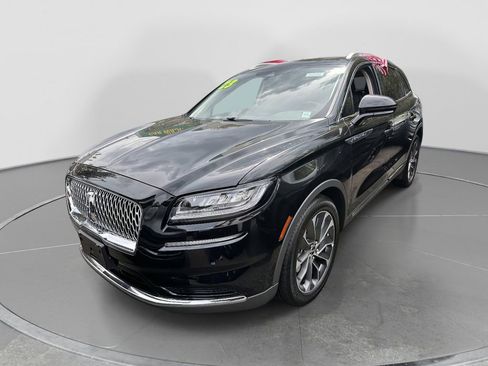 Certified 2023 Lincoln Nautilus Reserve w/ Luxury Package image 5