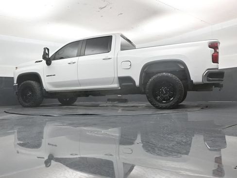 Used 2021 Chevrolet Silverado 2500 LT w/ Z71 Off-Road Package AWD/4WD image 53