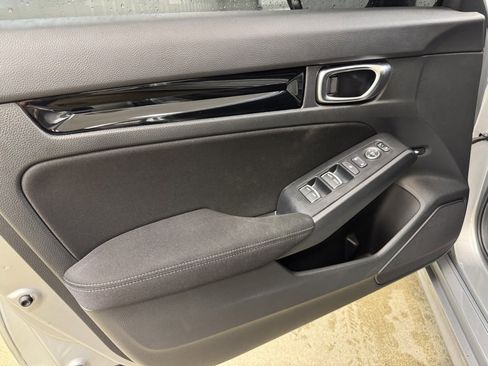 Used 2025 Honda Civic FWD Hybrid Sedan image 8