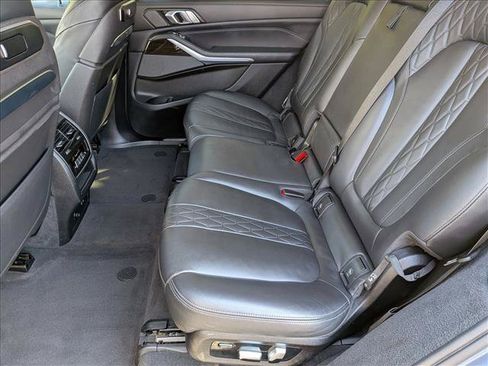 Used 2023 BMW X7 xDrive40i AWD/4WD image 20