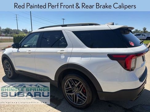 Used 2025 Ford Explorer ST-Line w/ ST-Line Street Pack AWD/4WD image 6