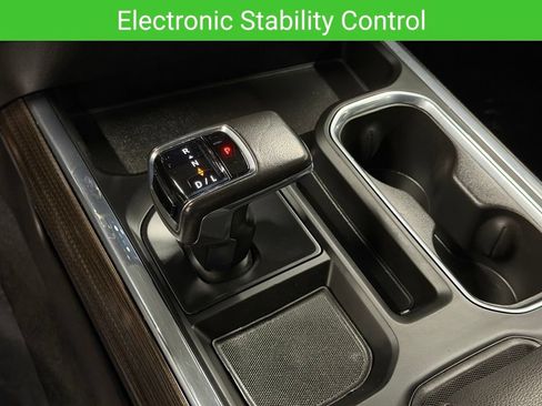 Certified 2022 Chevrolet Silverado 1500 LT w/ Protection Package AWD/4WD image 28