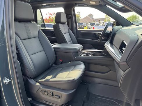 Used 2026 Chevrolet Tahoe RST w/ Comfort Package RWD image 12