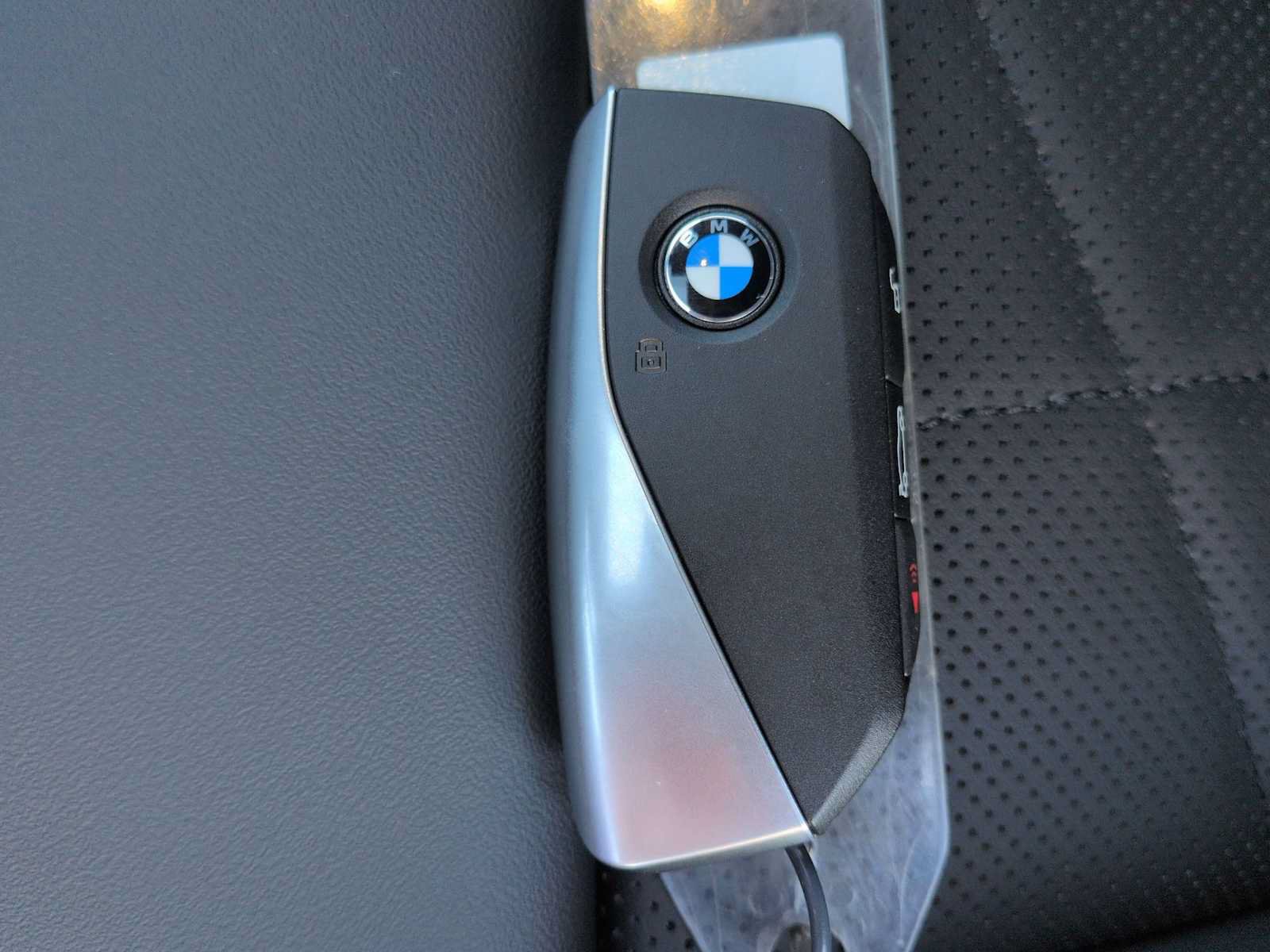 Used 2026 BMW X2 xDrive28i w/ Technology Package AWD/4WD image 37