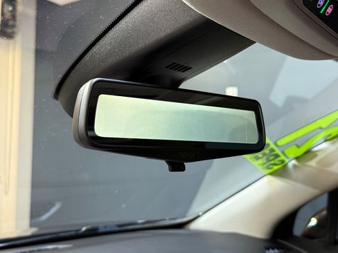 Used 2021 Buick Enclave Avenir w/ Avenir Technology Package image 33