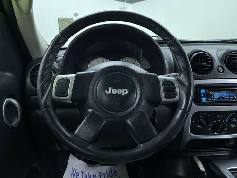 Used 2003 Jeep Liberty Limited image 20