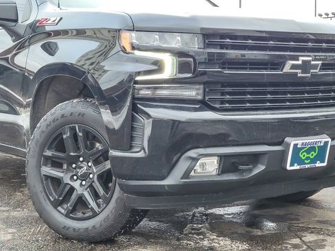 Certified 2022 Chevrolet Silverado 1500 RST image 2