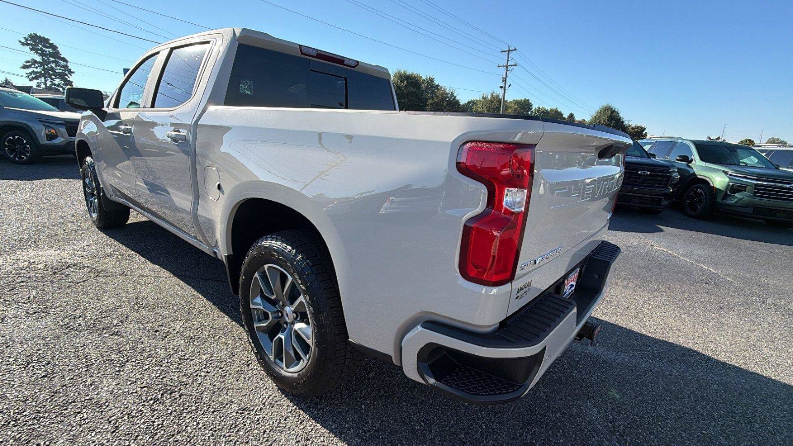 New 2026 Chevrolet Silverado 1500 RST w/ RST All Star Premium Package AWD/4WD image 10