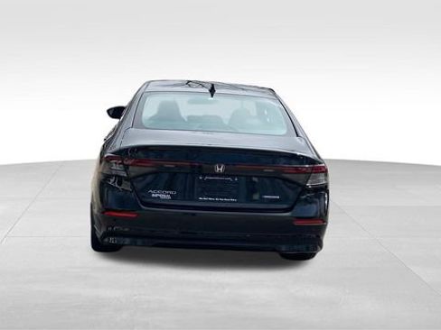 Used 2025 Honda Accord EX-L image 6