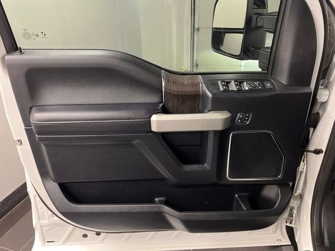 Used 2021 Ford F350 Lariat AWD/4WD image 26