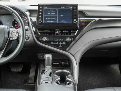 Used 2023 Toyota Camry XSE image 13