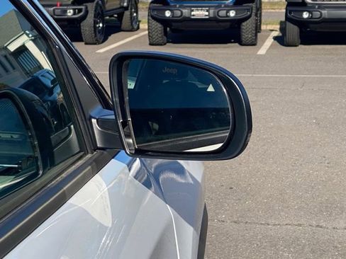 New 2026 Jeep Compass Limited w/ Sun, Sound & Navigation Group image 13