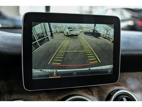 Used 2018 Mercedes-Benz GLA 250 4MATIC image 19