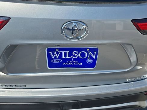 Used 2022 Toyota Highlander XSE image 45