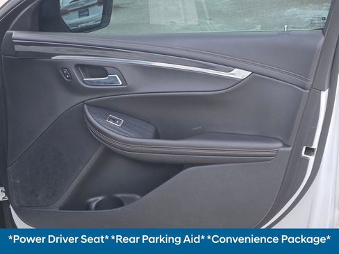 Used 2017 Chevrolet Impala LT w/ Convenience Package image 7