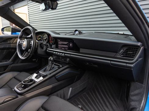 Used 2022 Porsche 911 GT3 RWD image 32