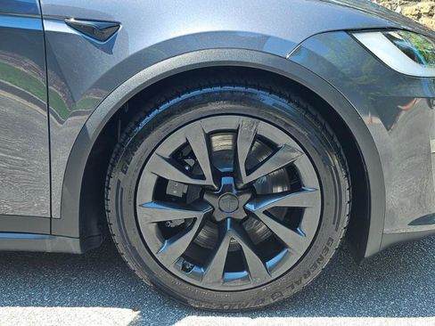 Used 2023 Tesla Model X AWD/4WD image 17