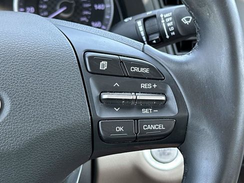 Used 2020 Hyundai Elantra Value Edition FWD image 23