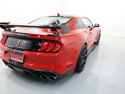 Used 2022 Ford Mustang Shelby GT500 w/ Carbon Fiber Track Pack RWD image 76