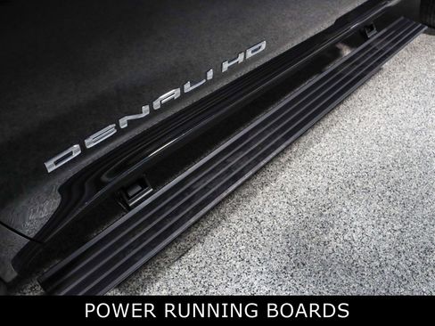 Used 2021 GMC Sierra 2500 Denali w/ Denali Ultimate Package image 12