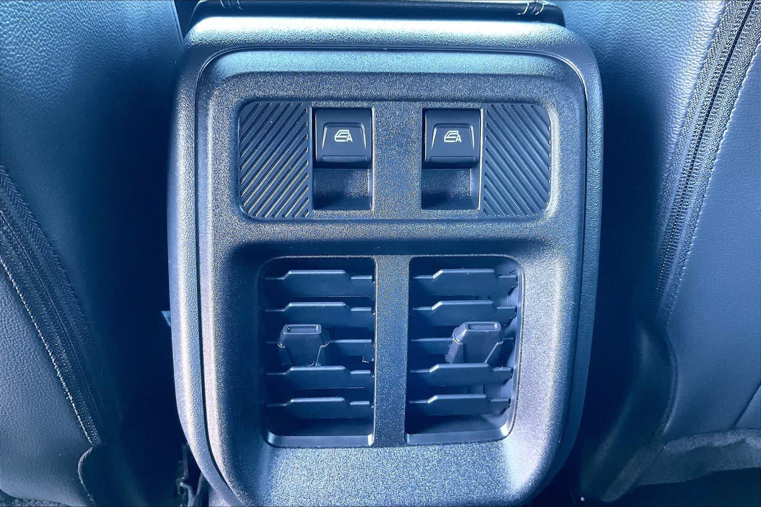 Used 2025 Ford Bronco Outer Banks AWD/4WD image 29