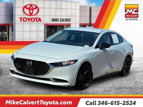 Used 2024 MAZDA MAZDA3 s FWD image 1