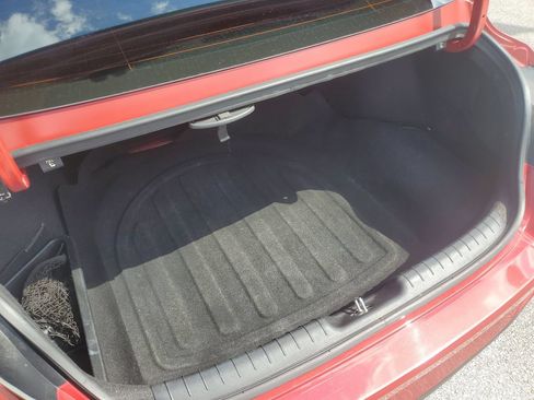 Used 2022 Hyundai Elantra SEL w/ Preferred Accessory Package FWD image 7