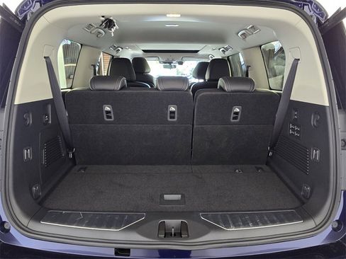 Used 2025 INFINITI QX80 Sensory image 15