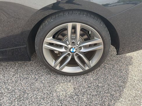 Used 2018 BMW 230i Convertible RWD image 10