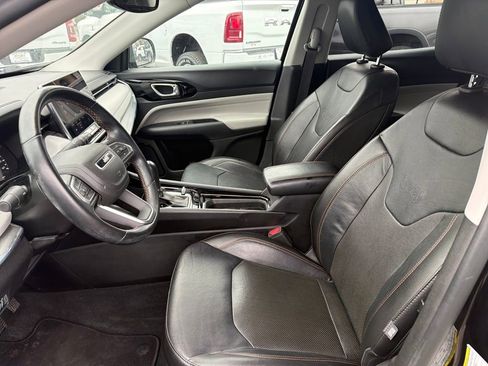 Certified 2022 Jeep Compass Limited image 12