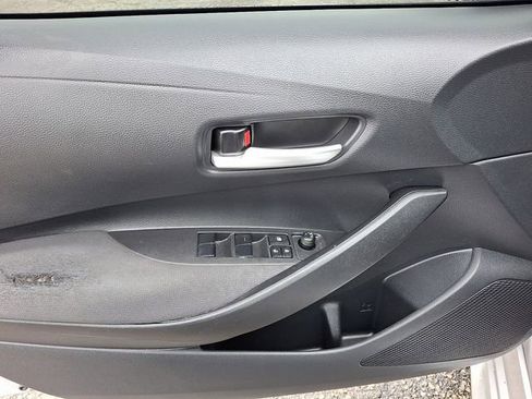 Used 2024 Toyota Corolla LE image 12