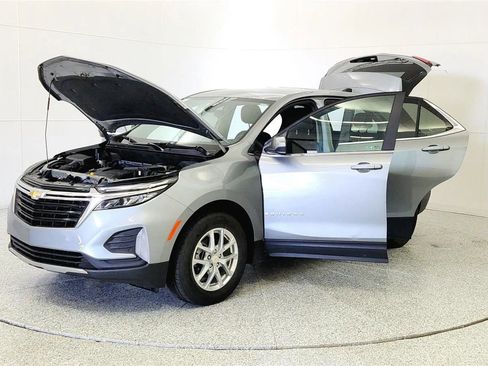 Used 2024 Chevrolet Equinox LT w/ LPO, Floor Liner Package AWD/4WD image 10
