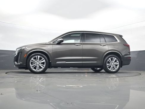 Certified 2020 Cadillac XT6 Premium Luxury AWD/4WD image 40