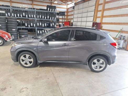 Used 2016 Honda HR-V EX image 5