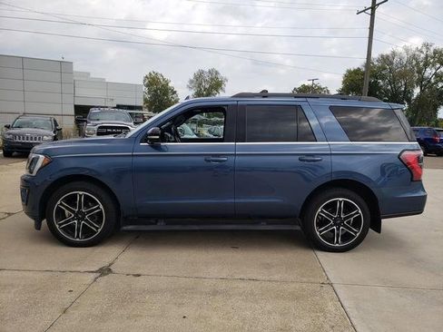Certified 2019 Ford Expedition Limited w/ Equipment Group 303A image 5