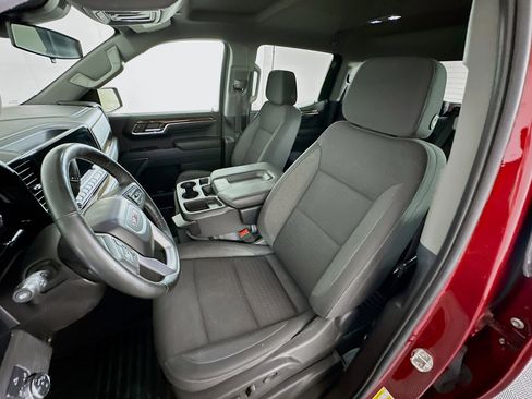 Used 2024 GMC Sierra 1500 Elevation image 13