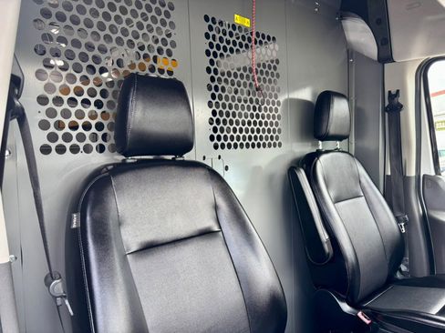 Used 2020 Ford Transit 250 148 High Roof RWD image 16